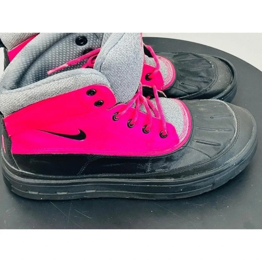 Nike ACG Woodside 2 High Pink Black Duck Boots 524876-600 Youth 6.5Y / Womens 8
